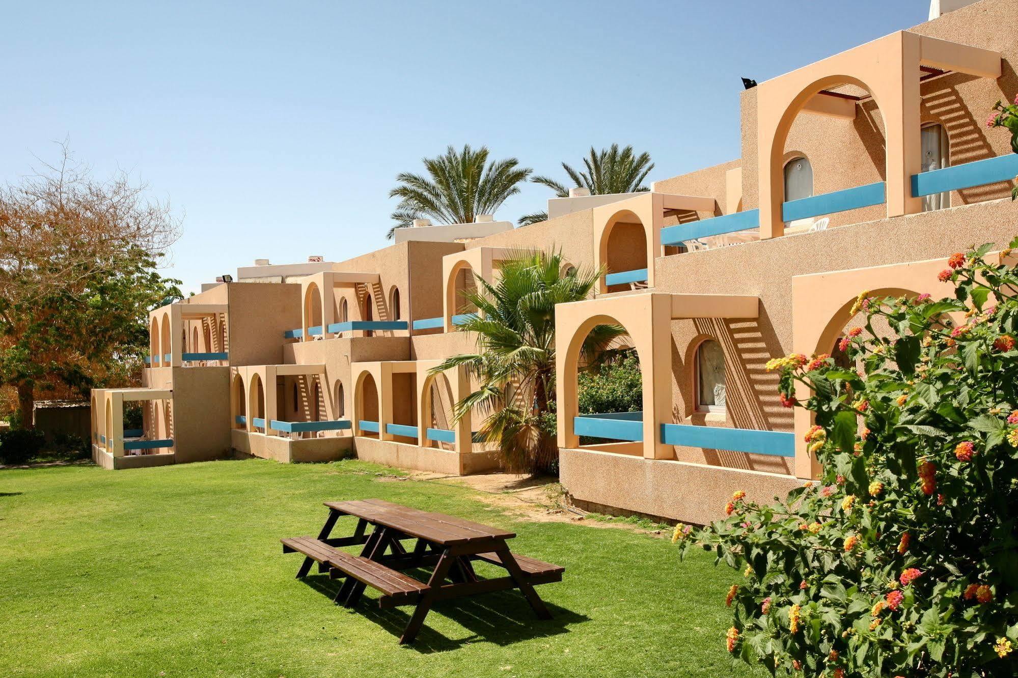 Club In Eilat - Coral Beach Villa Resort Kültér fotó